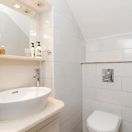 Two-bedroom In Semesterbostad Dubrovnik