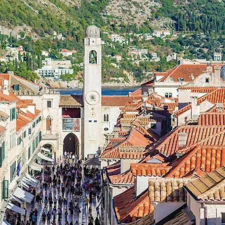 Dom wakacyjny Awesome In With House Sea View *