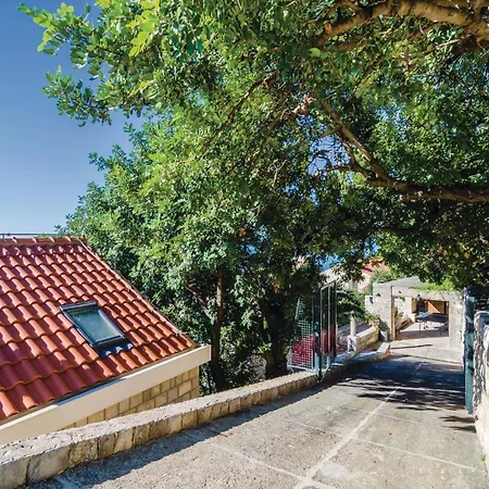 Сasa de vacaciones Two-bedroom In *