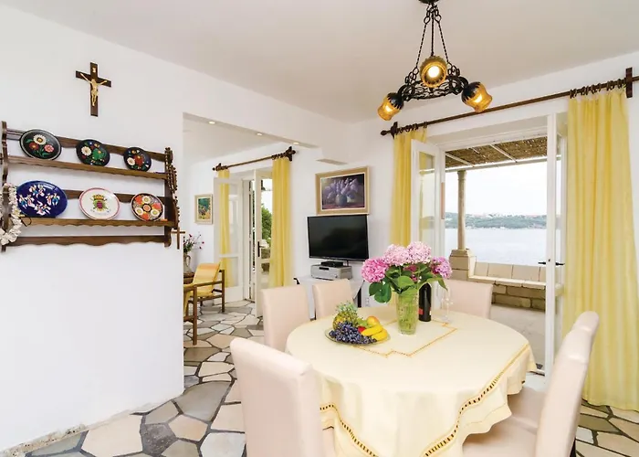 Two-bedroom In *