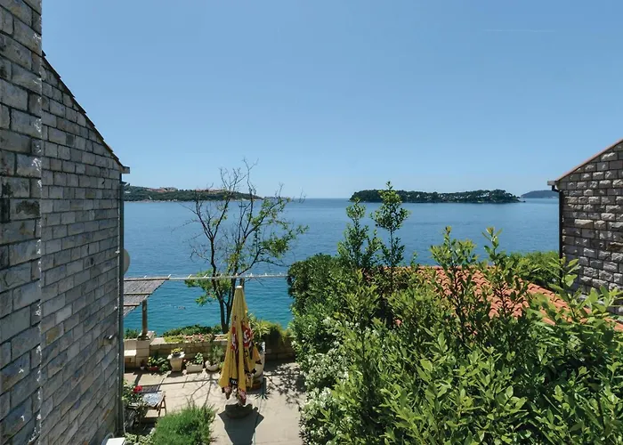 Two-bedroom In Casa vacanze Ragusa