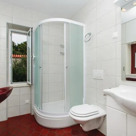 Two-bedroom In 펜션